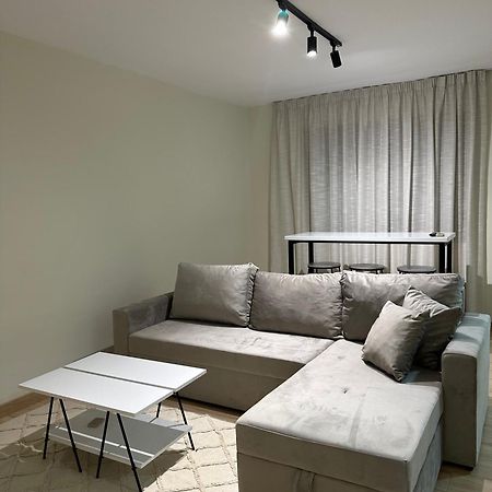 White Apartment, In The Center Of Τίρανα Εξωτερικό φωτογραφία