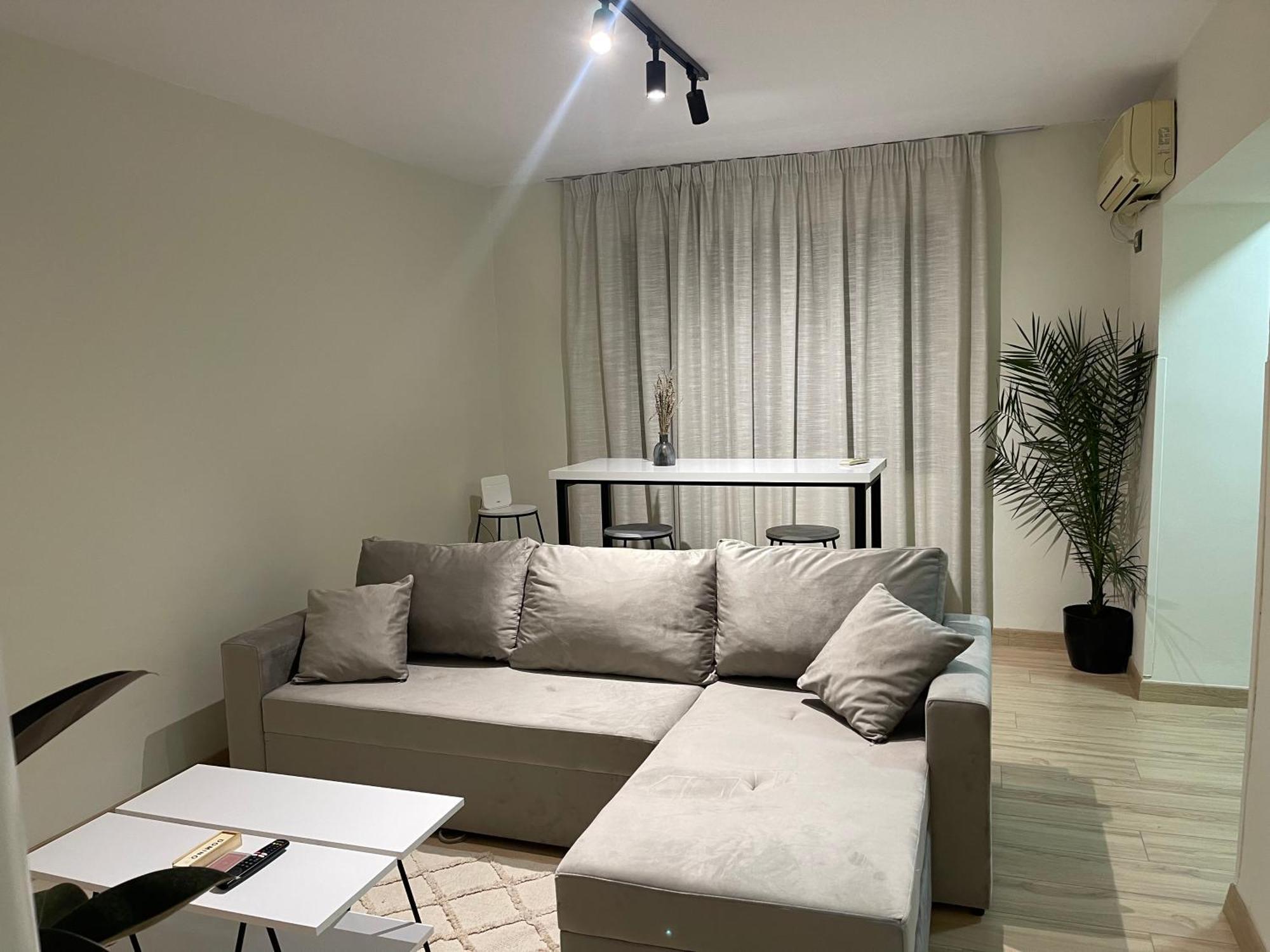 White Apartment, In The Center Of Τίρανα Εξωτερικό φωτογραφία