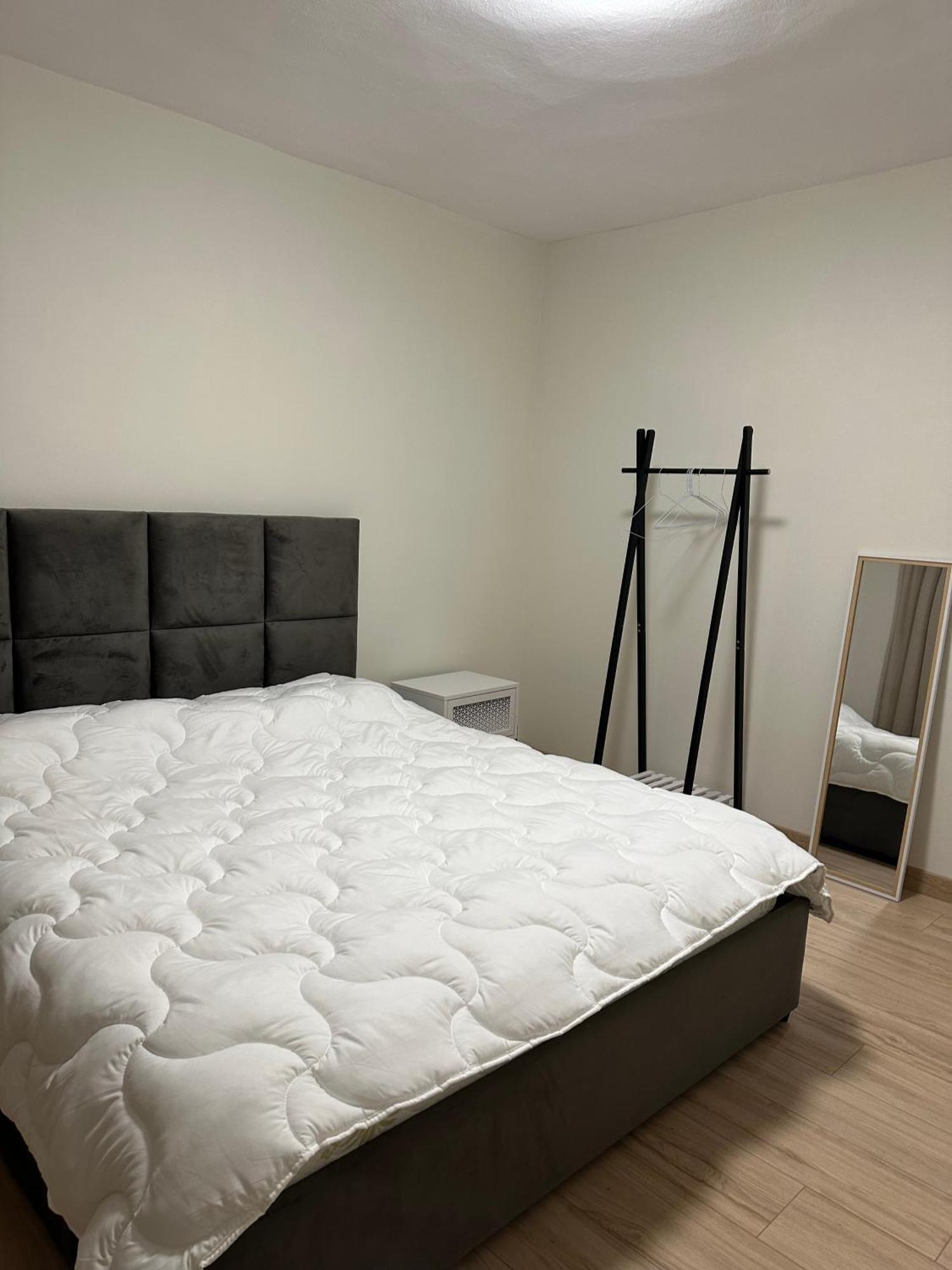 White Apartment, In The Center Of Τίρανα Εξωτερικό φωτογραφία