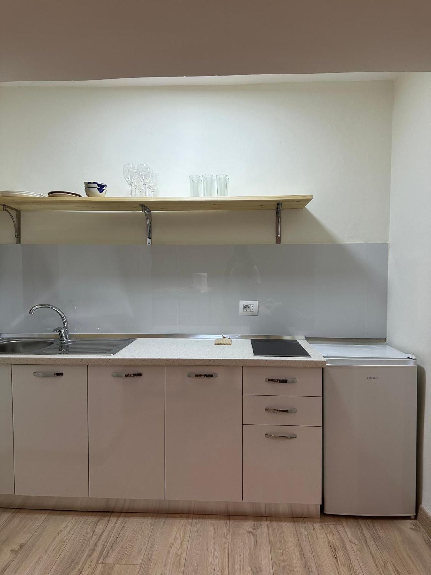 White Apartment, In The Center Of Τίρανα Εξωτερικό φωτογραφία